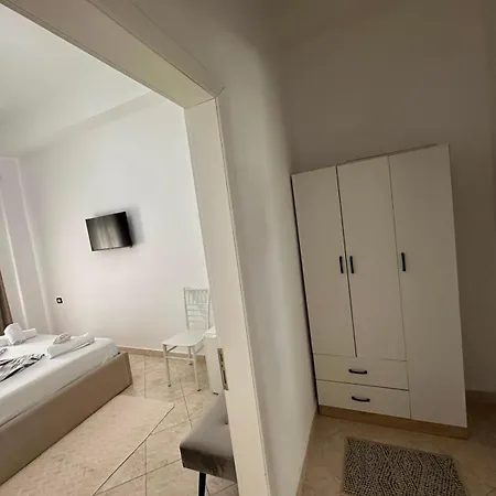 Casa de hóspedes Carcani Rooms