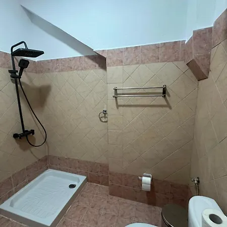 Carcani Rooms *